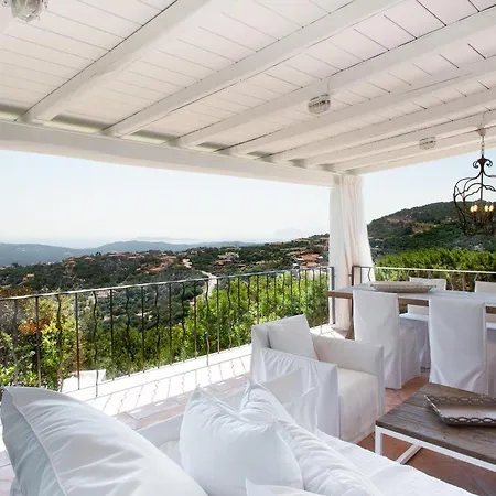 Florin Villa *